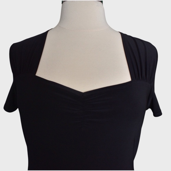 Suzie In The City Sweetheart Top - Picture 5 of 8